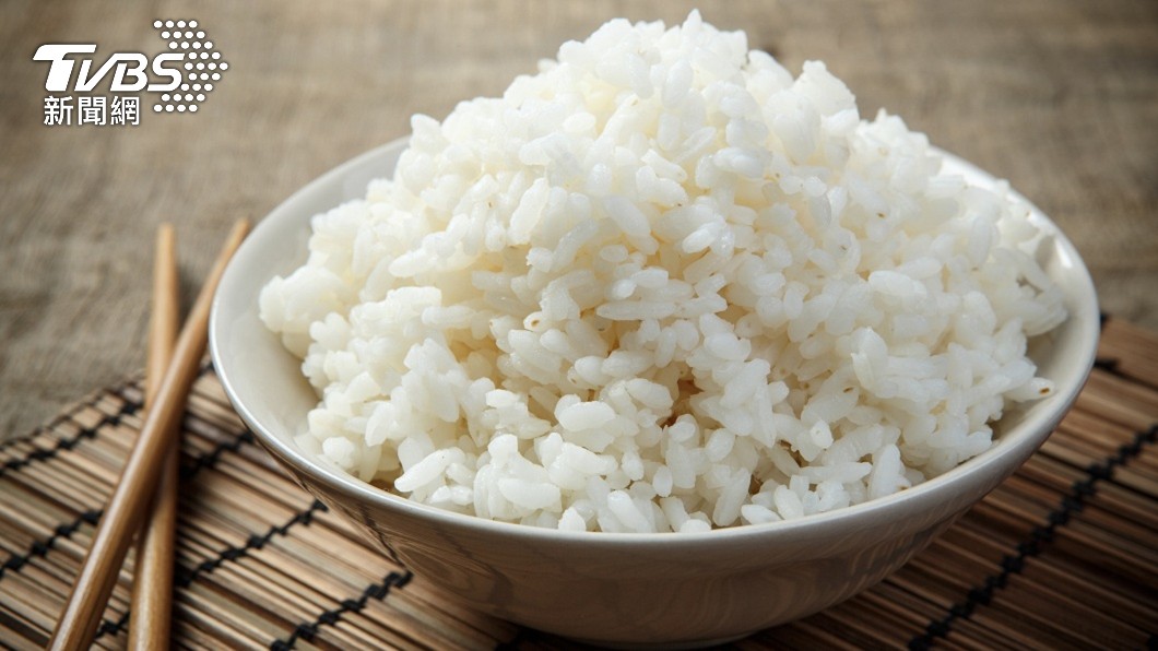 白米飯是一般人常見的主食種類之一。（示意圖／shutterstock 達志影像）