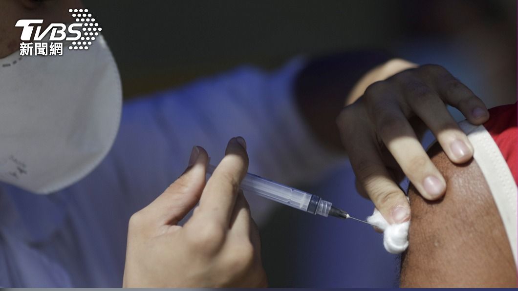 全球頻傳接種AZ疫苗後出現血栓情況。（圖／達志影像路透社）