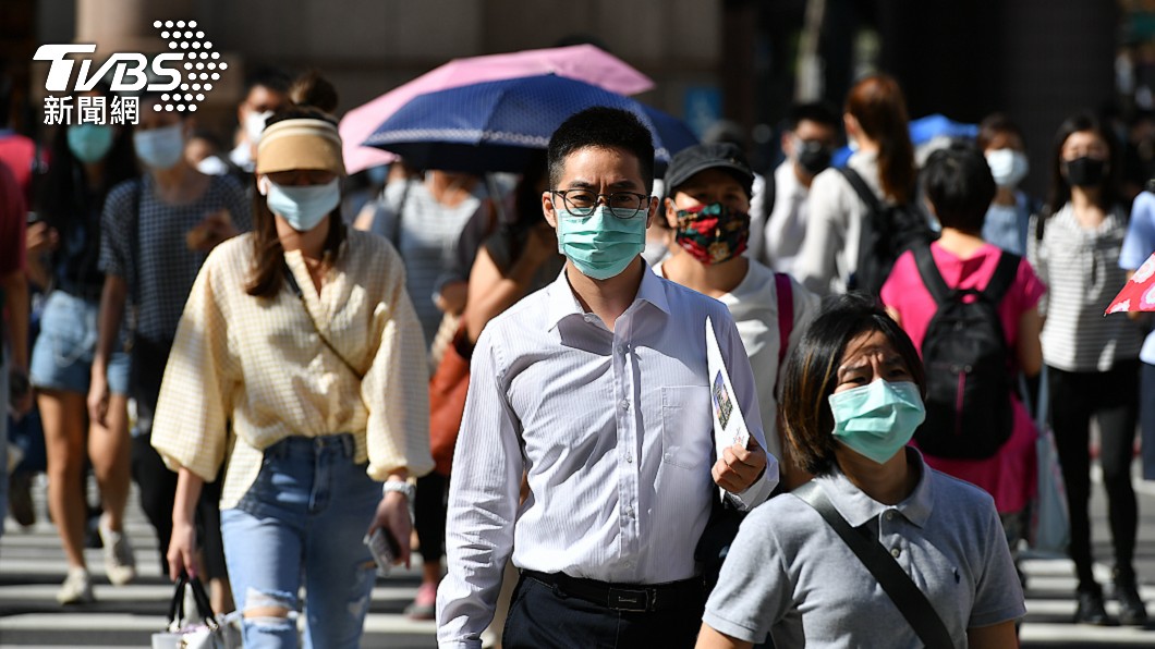 近日本土疫情趨緩，民眾仍須注意防疫。（示意圖／shutterstock達志影像） 