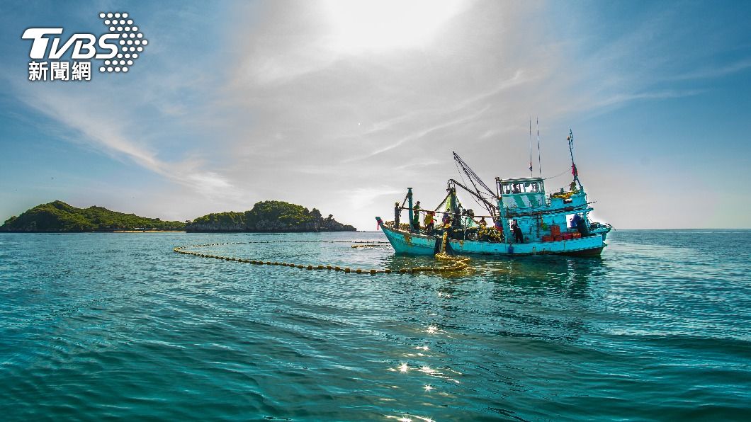 山東日照附近海域出現不明飛行物。（示意圖，非當事畫面／shutterstock達志影像）