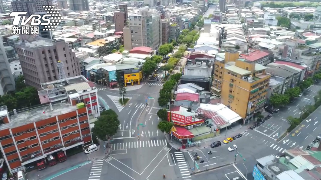 台灣人5月中旬疫情爆發自主封城的街景。（圖／TVBS資料畫面）