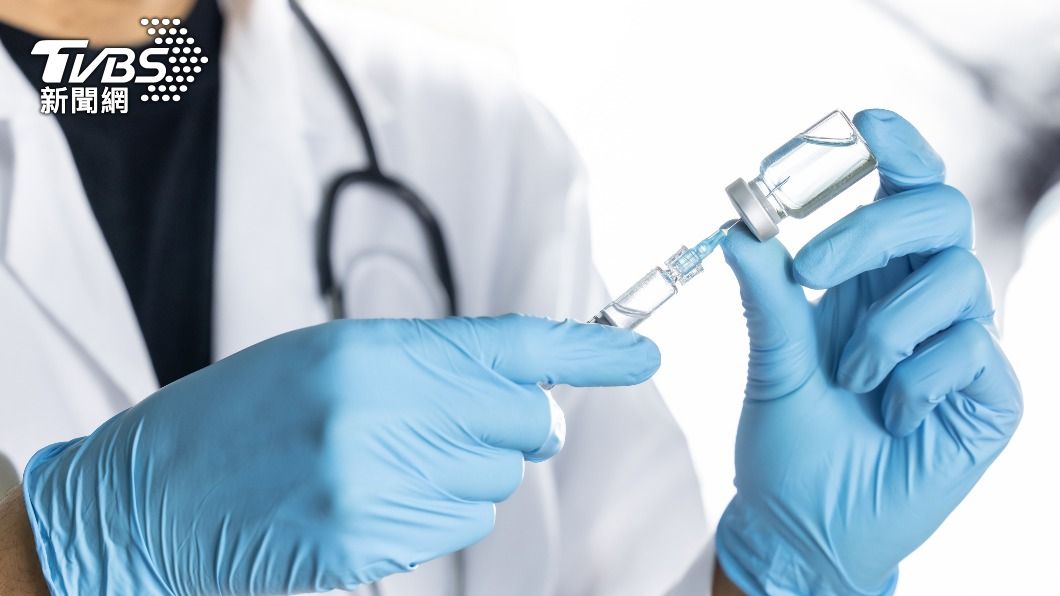 美國FDA宣布，5至11歲童可接種輝瑞BNT疫苗加強針。（示意圖／shutterstock 達志影像）