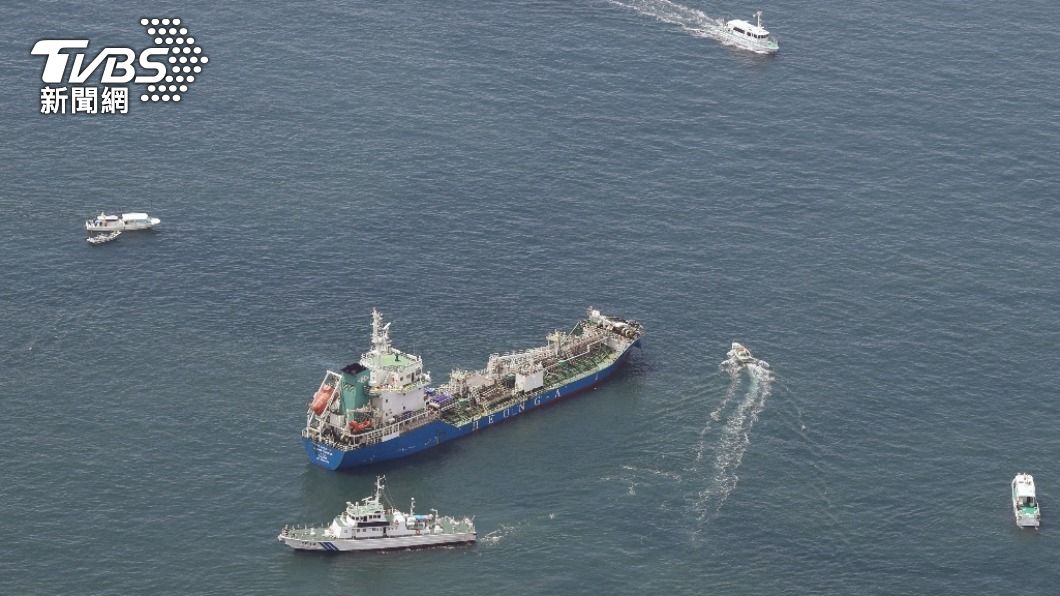 日本貨船撞外國船隻後沈沒，日本海上保安廳正持續搜索。（圖／達志影像 美聯社） 瀨戶內海日貨船撞外國船隻後沈沒　驚傳3人行蹤不明