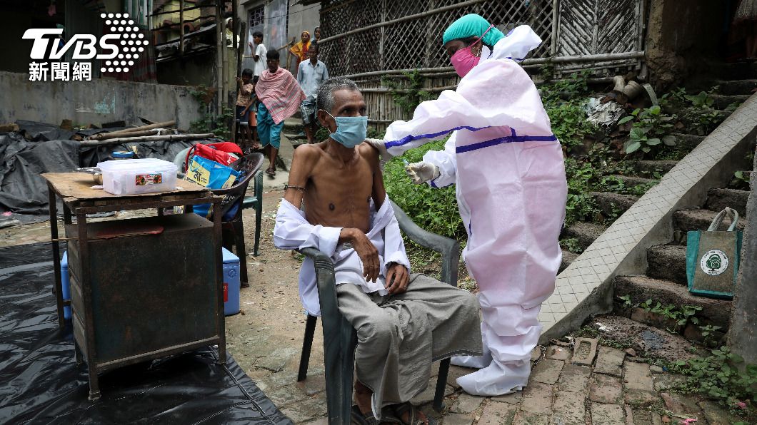 印度第二波新冠肺炎疫情傳出有患者感染毛黴菌。（圖／達志影像路透社）