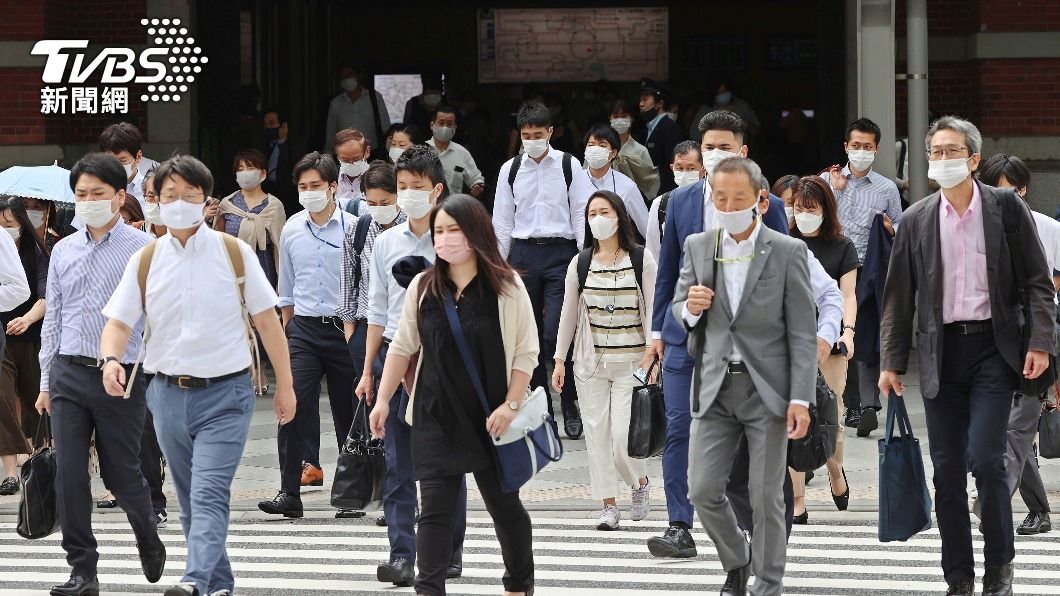 日本開放職場接種意外導致員工壓力。（圖／達志影像 美聯社）