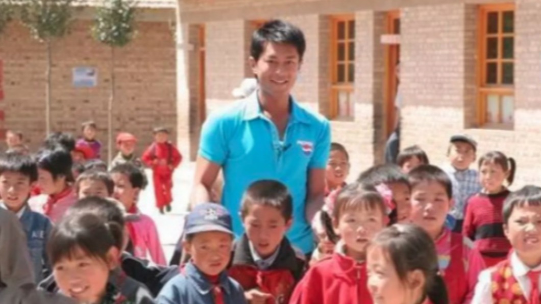 古天樂捐建了100多所希望小學。（圖／翻攝自微博）
