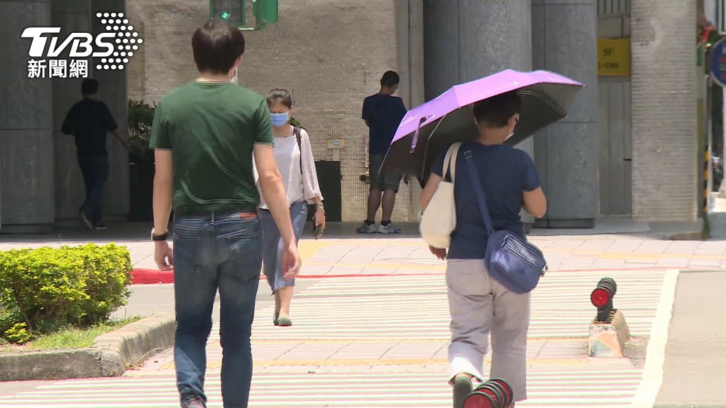 今日大台北、花東地區持續有出現36-37度以上高溫的機會。（示意圖／TVBS）