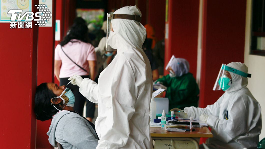印尼近期新冠肺炎確診病例激增。（圖／達志影像路透社）