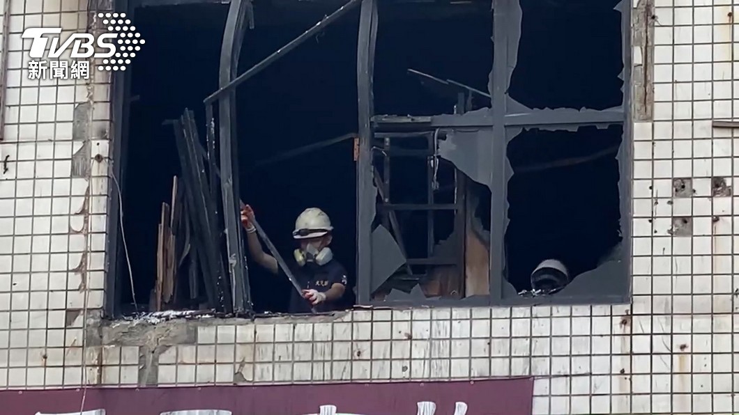 彰化縣喬友大樓6月30日晚間發生火警，造成4人死亡。（圖／TVBS）