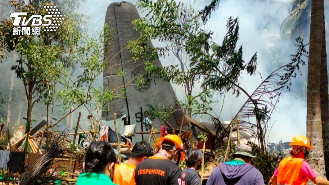菲律賓一架軍機墜毀。（圖／達志影像美聯社）