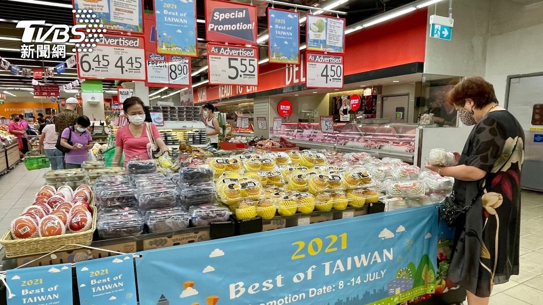 新加坡最大連鎖超市高雄農產品節。（圖／中央社）