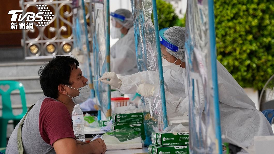 泰國政府預計將實施更嚴格的限制措施，以遏止疫情持續惡化。（圖／達志影像美聯社）