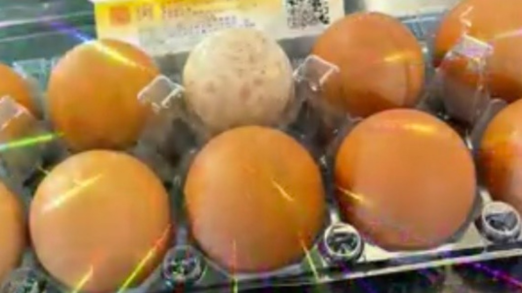 網友分享買到「驚喜彩蛋」。（圖／翻攝自我愛全聯-好物老實説臉書）