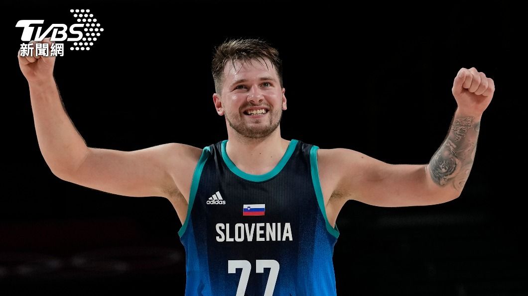 斯洛維尼亞國家男籃隊主將唐西奇（Luka Doncic）包辦31分，占球隊得分的一半。（圖／達志影像美聯社）