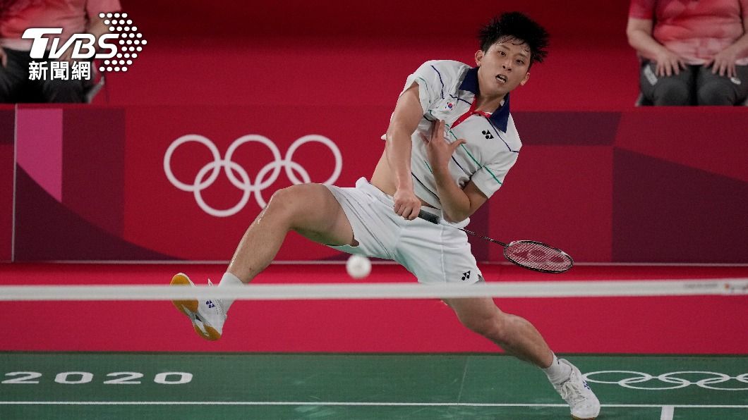 韓國羽球選手許侊熙打敗男單世界排名第一的地主名將桃田賢斗。（圖／達志影像美聯社）