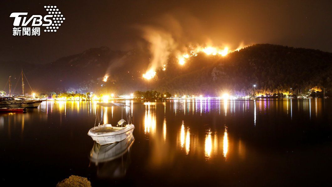 南歐熱浪危機 地中海沿岸已成野火熱區。（圖／路透社）