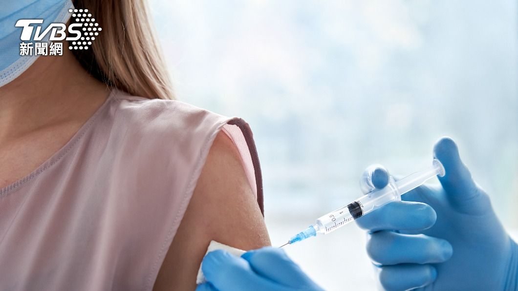 許多國家正在考慮多打一針的疫苗「加強劑」。（示意圖／shutterstock達志影像） 