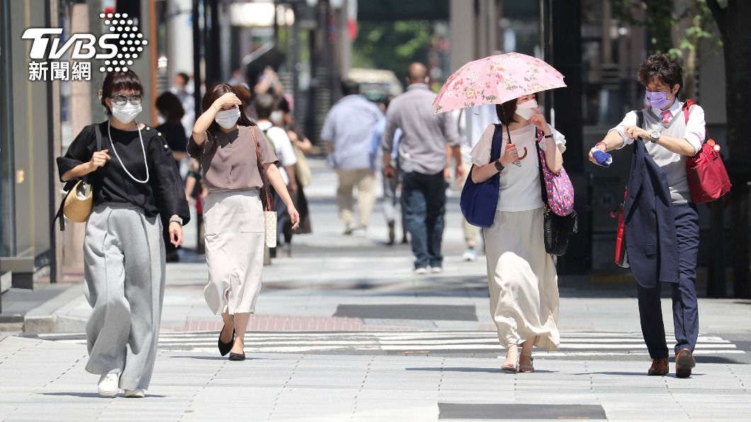 日本關東地區天氣炎熱。（圖／達志影像美聯社）