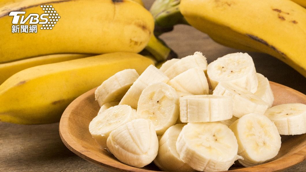 黃色香蕉有點甜又不會太甜，維他命非常豐富，還有豐富的微量元素。（示意圖／shutterstock達志影像）