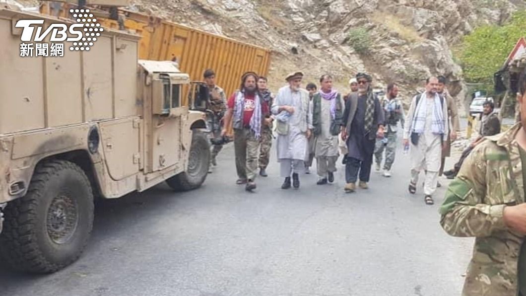 阿富汗反抗軍在龐吉夏河谷集結。（圖／達志影像路透社）