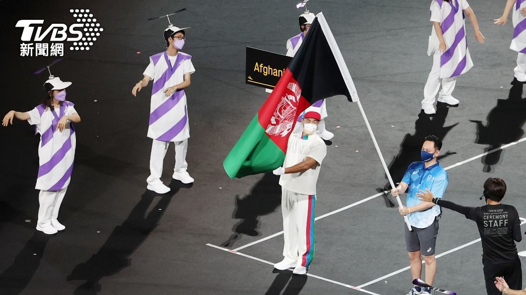 帕運開幕式上只剩阿富汗國旗飄揚。（圖／達志影像路透社）