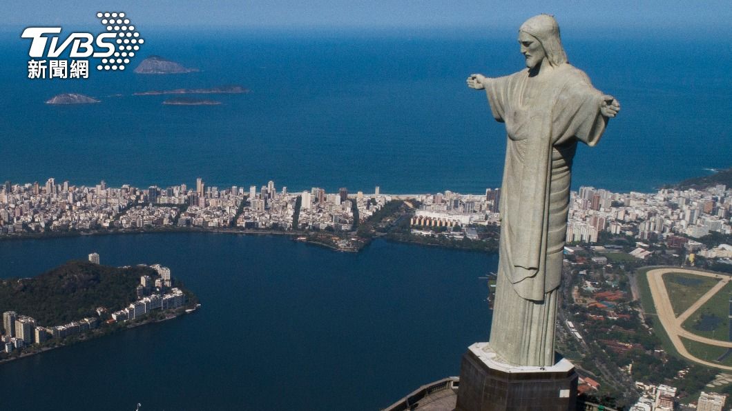 法國2名極限運動網紅違規爬上熱內盧的救世基督像賞景。（示意圖／達志影像美聯社）