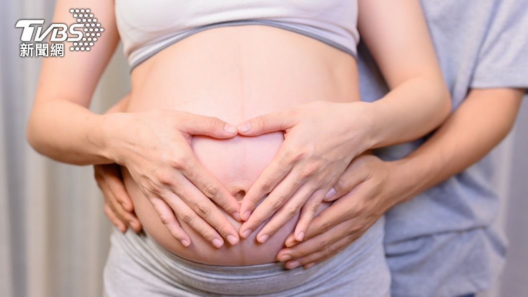 孕媽咪在孕期間相當辛苦，還得接受身體上的變化。（示意圖／shutterstock達志影像）