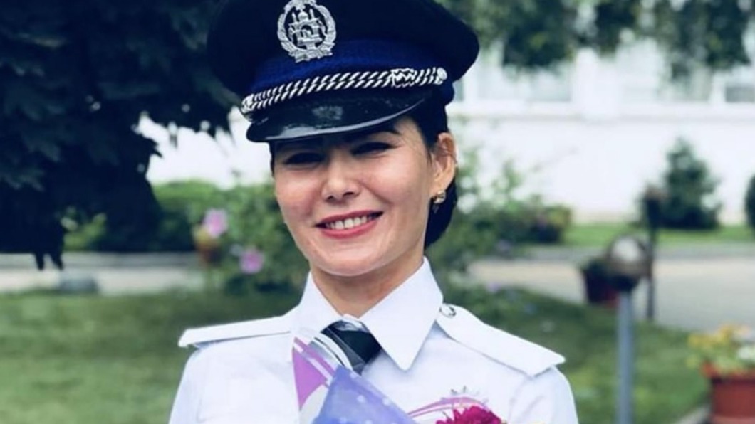 阿富汗女警官艾柏特卡爾（Gulafroz Ebtekar）。（圖／翻攝自艾柏特卡爾臉書）