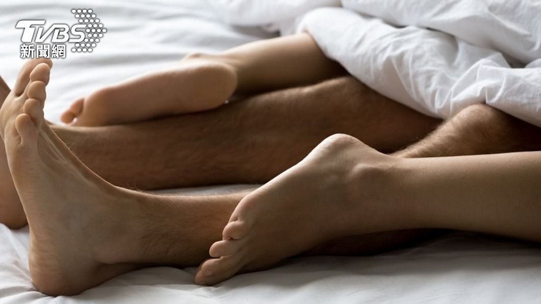 南京一名男子和人妻上床後竟興起獨自佔有她的念頭。（示意圖／shutterstock達志影像）