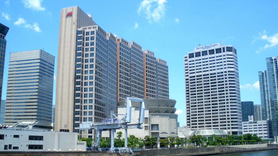 （中央左棟）位於東京都品川區的JTB大樓。（圖／翻攝自維基百科）