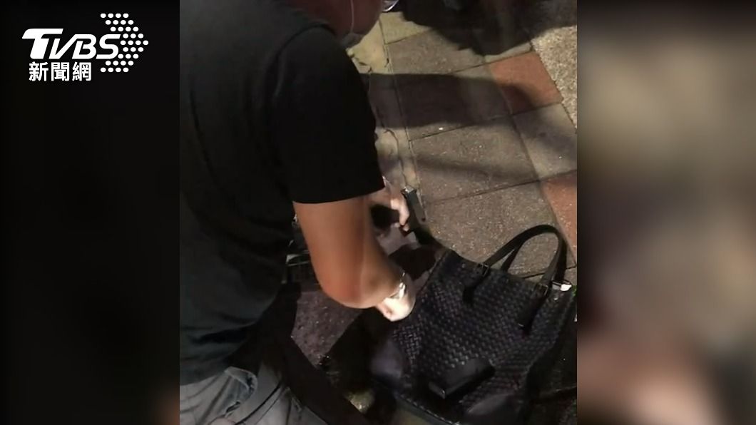 士林車行清晨遭連轟4槍洩憤 只因聽傳播妹一句話 台北 開槍 中古車行 Tvbs新聞網