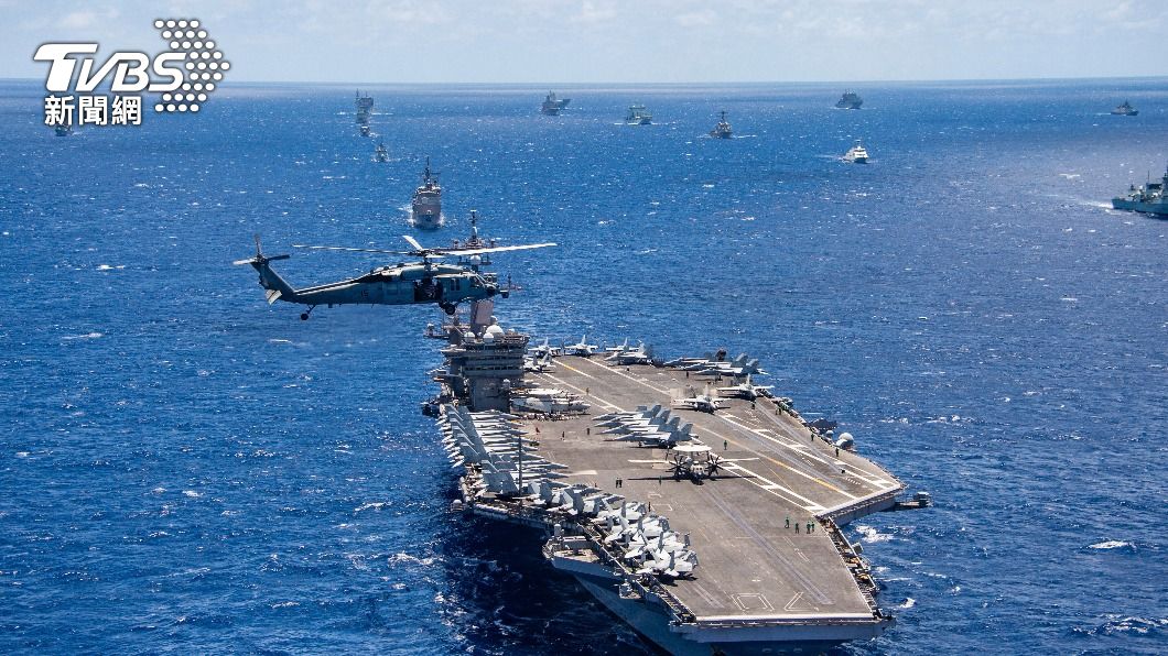 美國總統拜登正式簽署國防授權法，法案明文建議美國防部邀請台灣參加2022環太平洋軍演。（圖／達志影像美聯社）