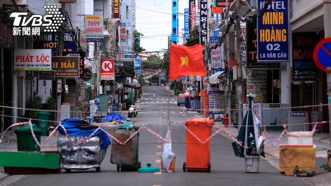 過去三個月越南實施城市封鎖。（圖／達志影像美聯社）
