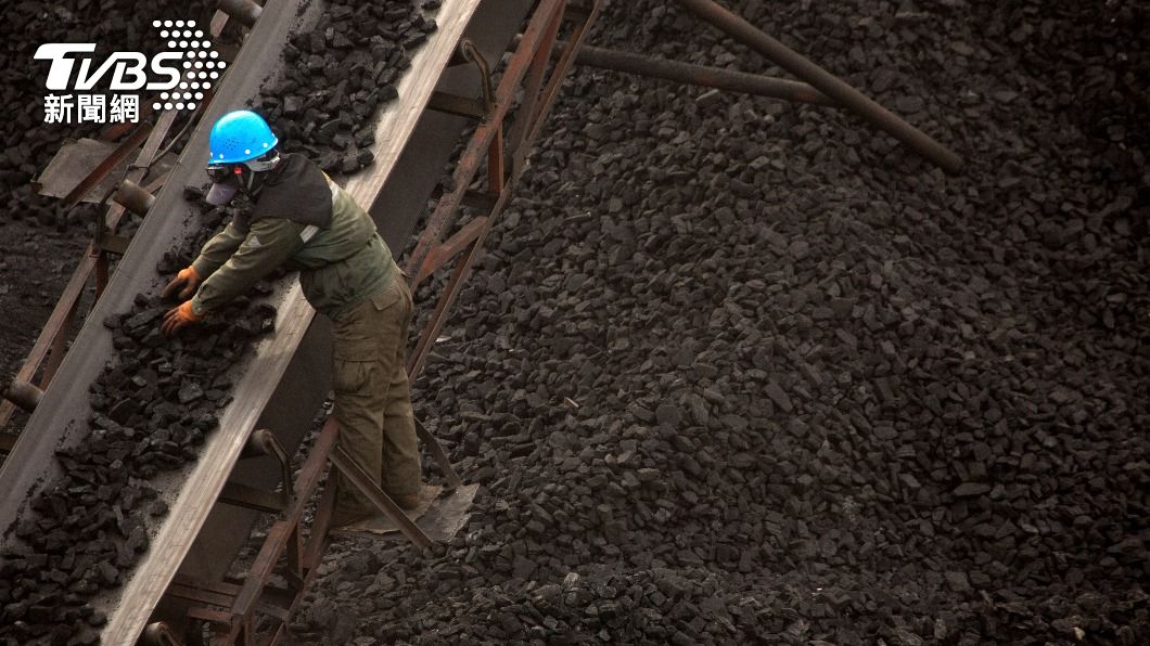 中國大陸下令內蒙古煤礦加大產能。（圖／達志影像美聯社）