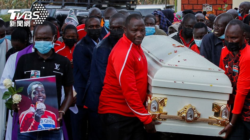 肯亞長跑好手蒂羅普被下葬。（圖／達志影像路透社）