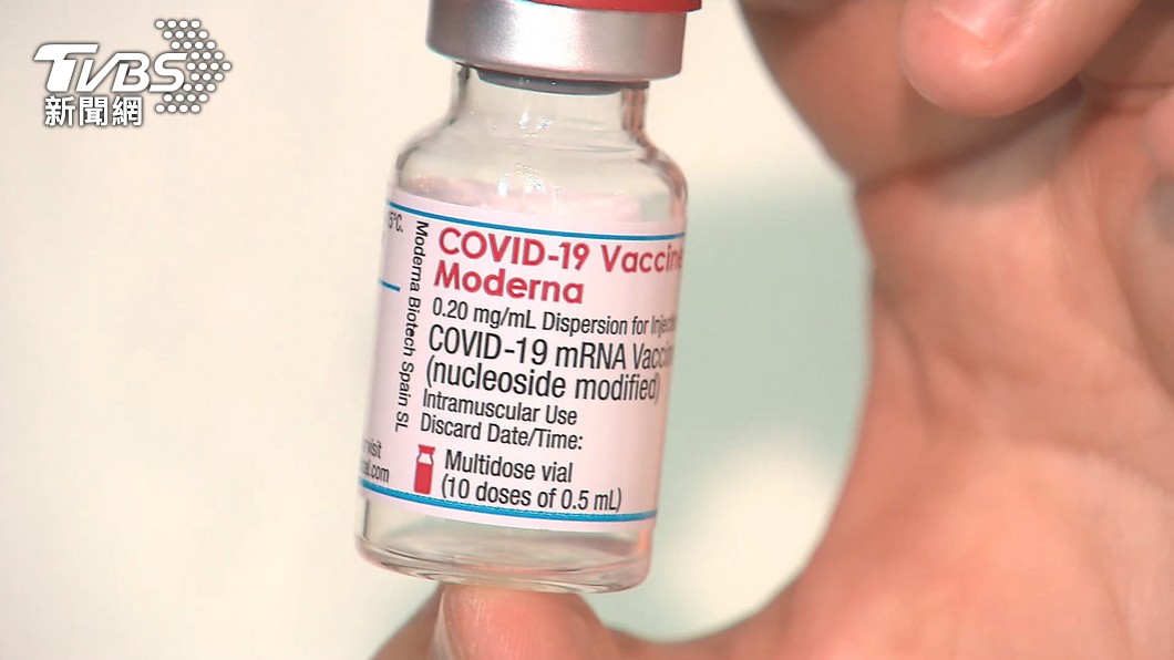 自2日起開放6至11歲兒童接種半劑量莫德納疫苗。（圖／TVBS）