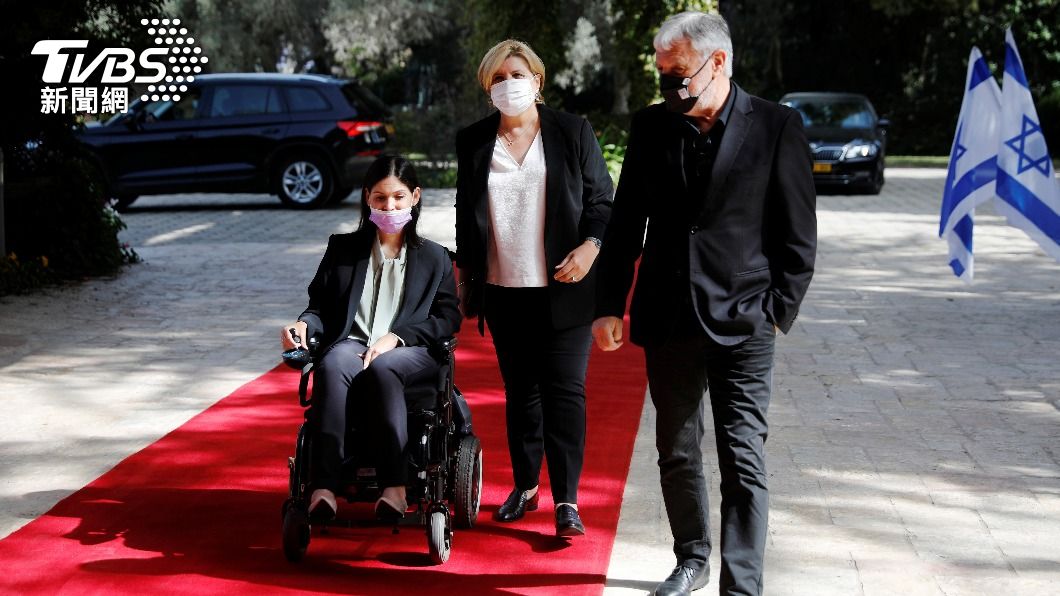 以色列能源部長艾哈拉（左）患有肌肉萎縮症，需透過輪椅行動。（圖／達志影像路透社） 以色列官員因「坐輪椅」進不了氣候大會　總理震怒抗議