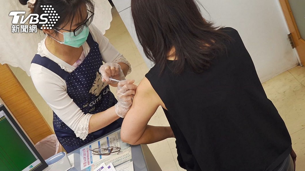 侯友宜表示打第三劑疫苗是正確的方向。（示意圖／TVBS資料畫面）