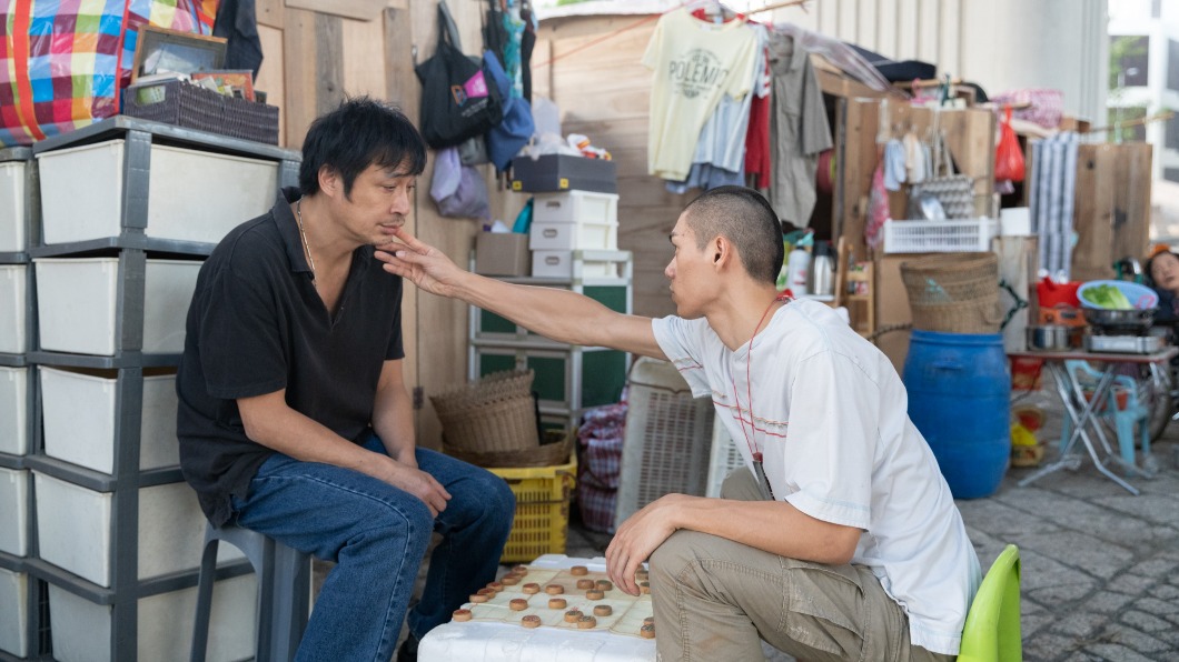 柯煒林（右）與吳鎮宇在電影裡對手戲多。（圖／滿滿額提供）