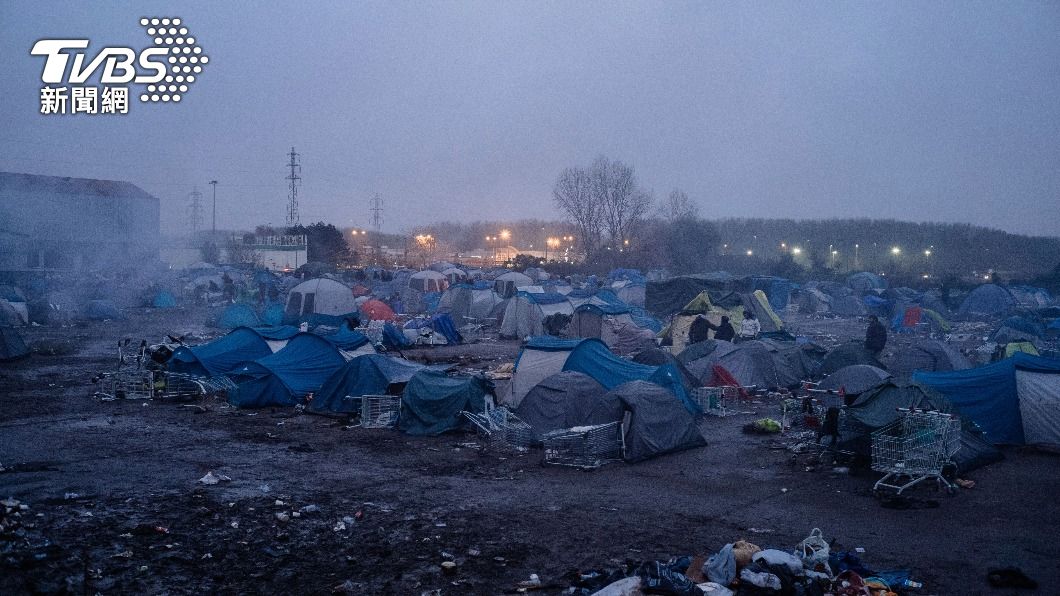 圖為法國北部一處難民營。（圖／達志影像美聯社）