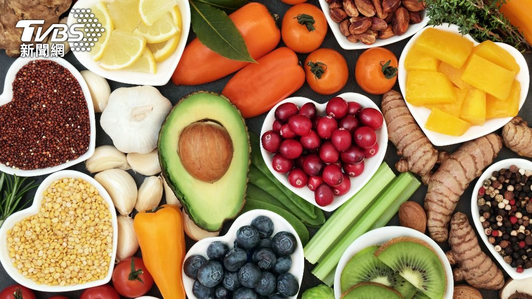 人體要補充「4大營養素」遠離癌症。（示意圖／Shutterstock達志影像） 這3款堅果能抗氧化！專家籲必吃「防癌超強4大營養素」