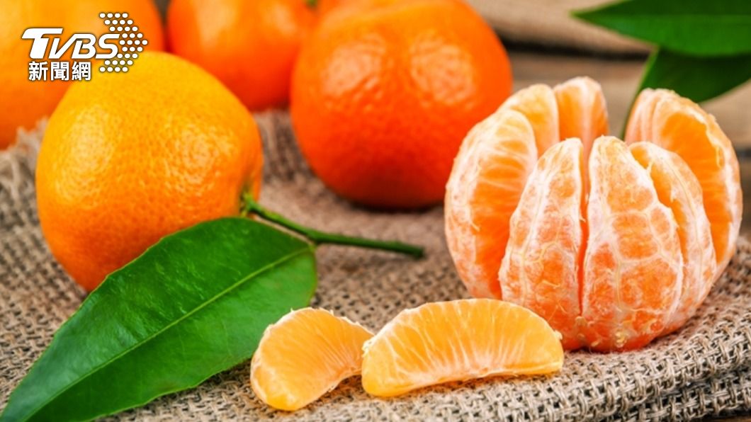 橘子、龍眼乾等6種食物可帶來好運。（圖／TVBS） （示意圖／shutterstock達志影像）  錯過等千年！明2時段有「13個1」　備6水果神轉開運旺翻
