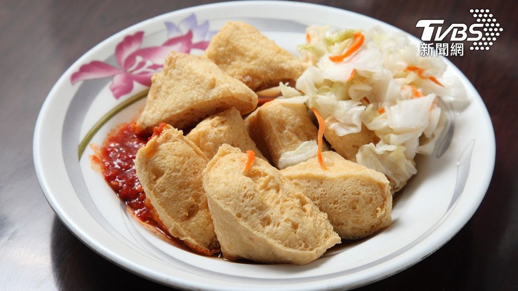臭豆腐可以說是台灣人的國民美食。（示意圖／shutterstock達志影像）
