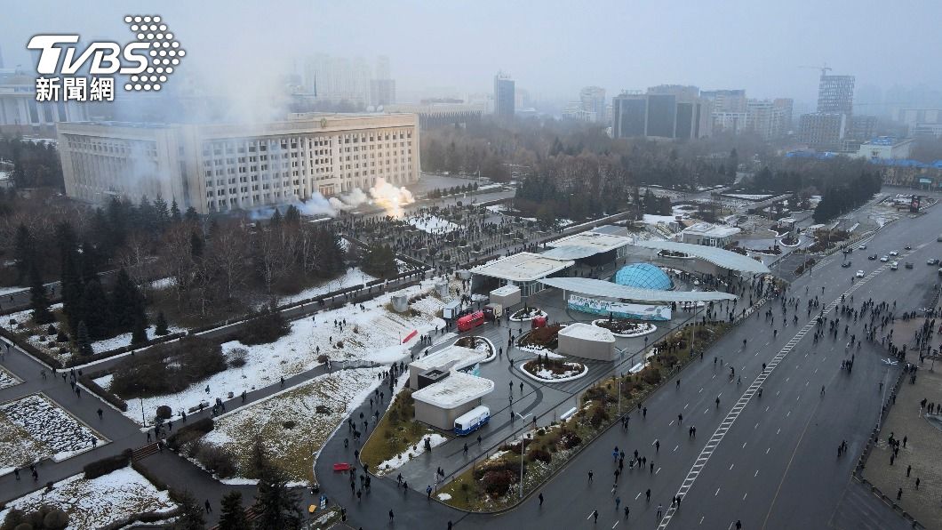 哈薩克爆發反政府示威。（圖／達志影像美聯社）