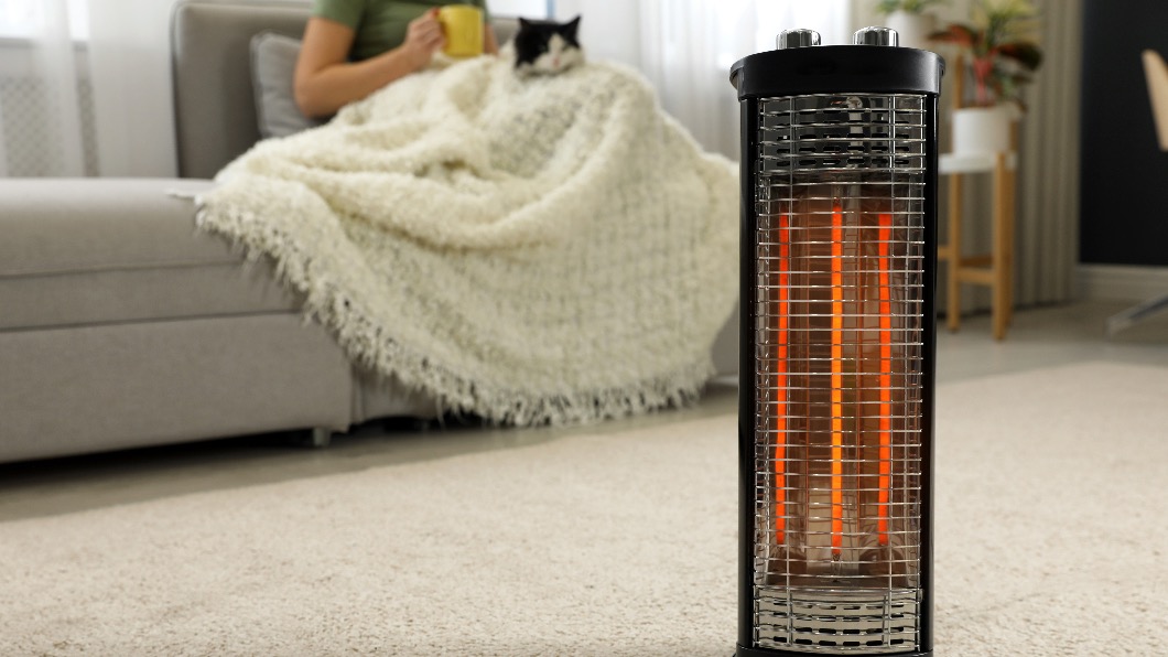 天冷使用電暖器要小心避免釀災。（圖／達志影像）