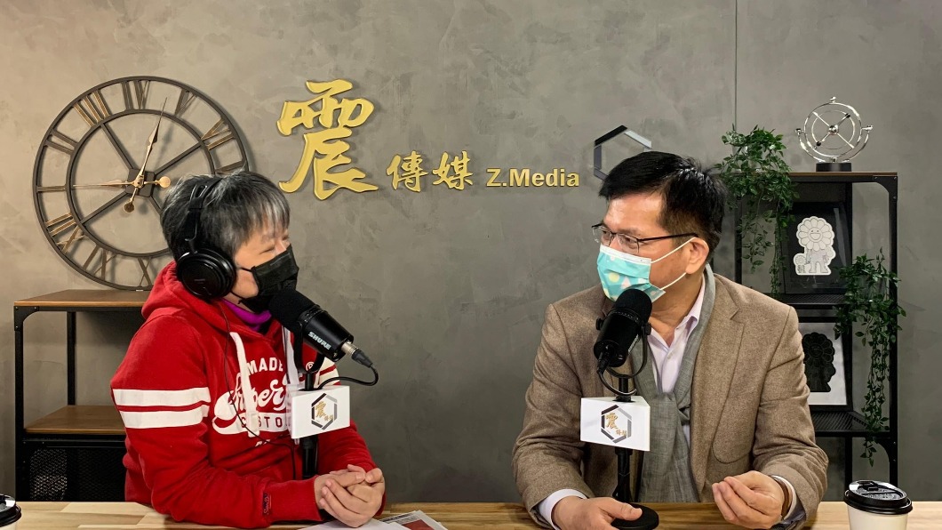 林佳龍今接受《震傳媒》資深媒體人黃光芹網路節目《新聞不芹菜》專訪。（圖／《震傳媒》提供）