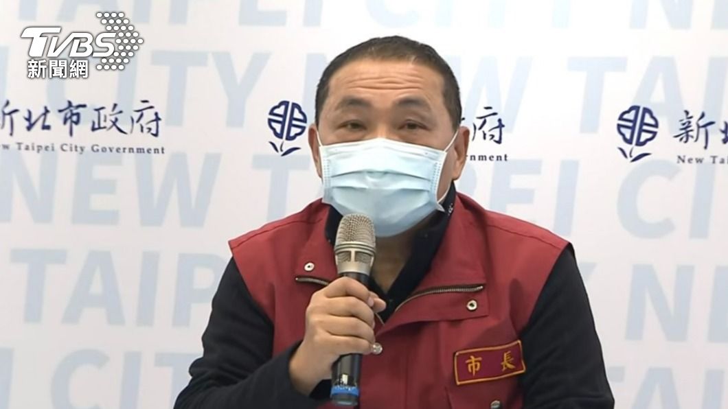 新北市長侯友宜表示暫時沒有規劃禁止內用。（圖／TVBS）
