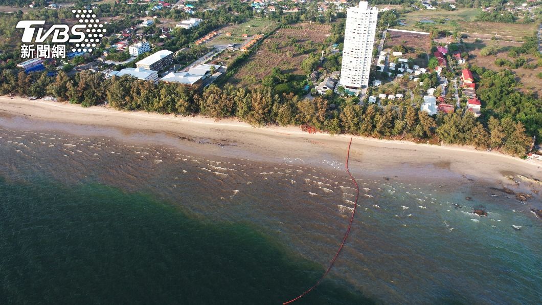 泰國東海岸發生海底管線漏油事件。（圖／達志影像路透社）