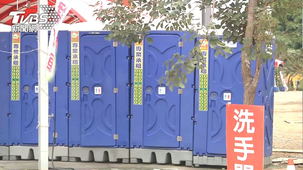 網紅阿傑「關心你尿尿的地方」 廁所打卡你來了沒│田尾│公路花園│看板│TVBS新聞網