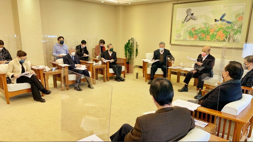 行政院長蘇貞昌今（6）日主持「物價及金融穩定議題討論會議」。（圖／行政院提供）